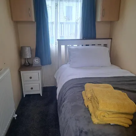 No 6 Chapel Farm Ca16 6qe * 彭里斯